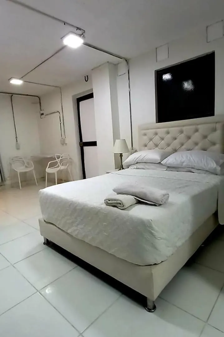 Apartaestudio Amoblado Sector Laureles-Estadio Capacidad Para 2 Personas Medellin